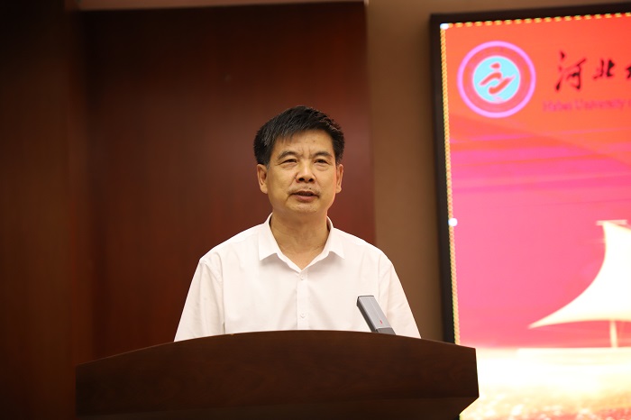 校党委书记陈进杰.JPG 校党委书记陈进杰.JPG